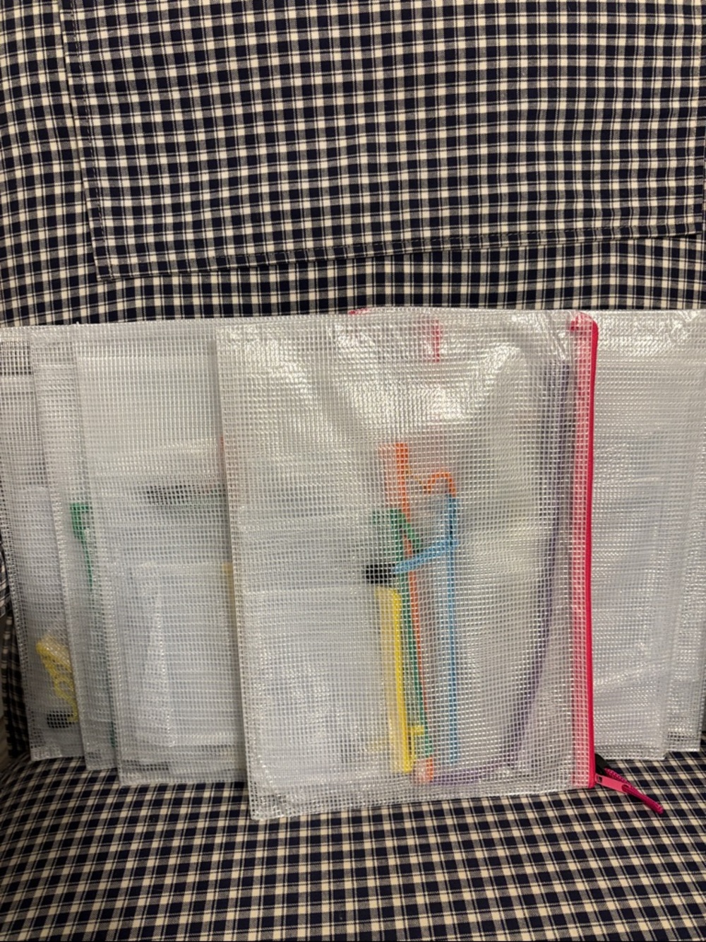 Waterproof zipper pouches, set of 6